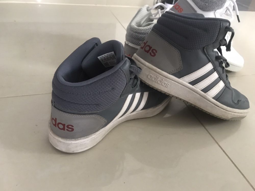 Buty  adidas oryginał 37 1/3 23,5cm szare