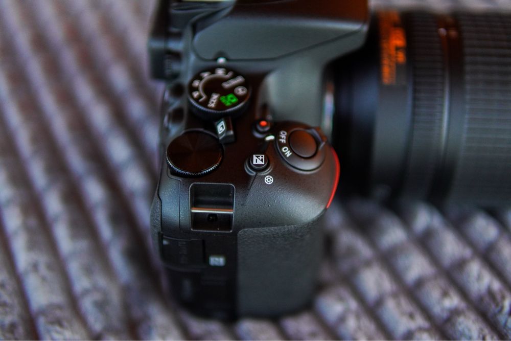 Nikon D5600 + 18-140mm VR | Проф. комплект | 3424 спрацювання