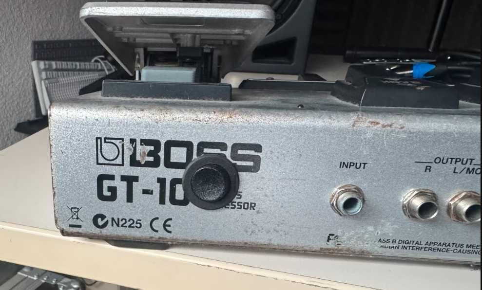 efekt gitarowy Boss gt-10