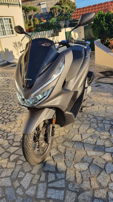 Honda PCX125 como nova.