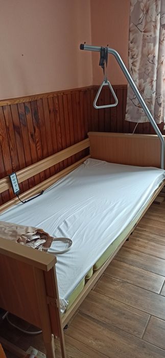 Łóżko rehabilitacyjne ortopedyczne elektrycznie regulowane