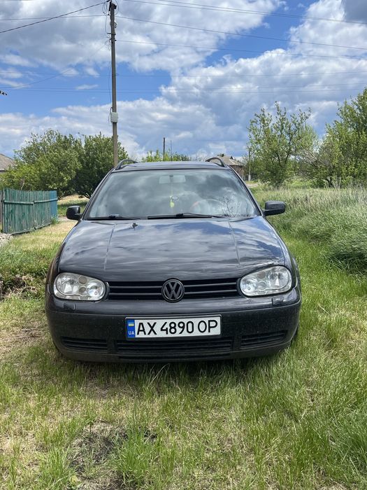 Продам автомобиль Golf 4