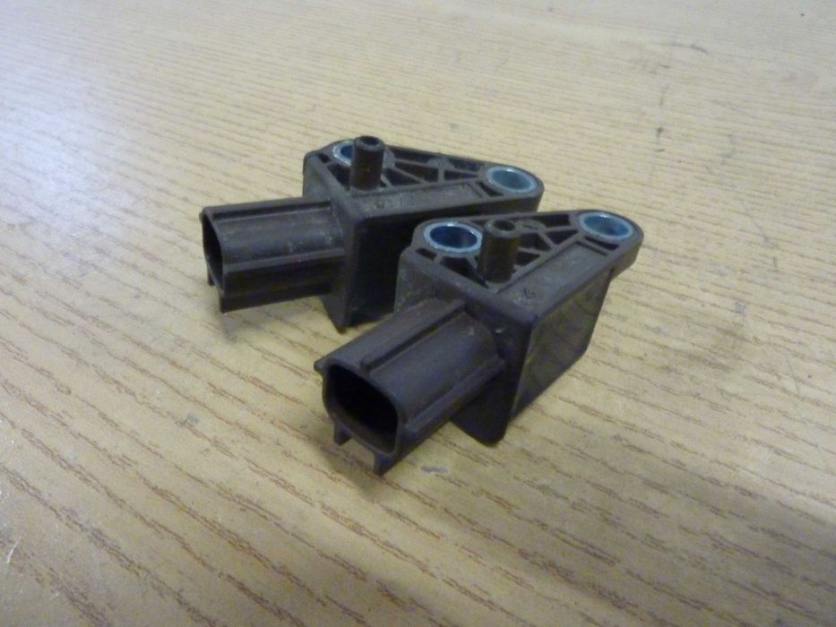 AUDI A4 B8 A5 8T czujnik uderzania przód przedni 8K0.959651