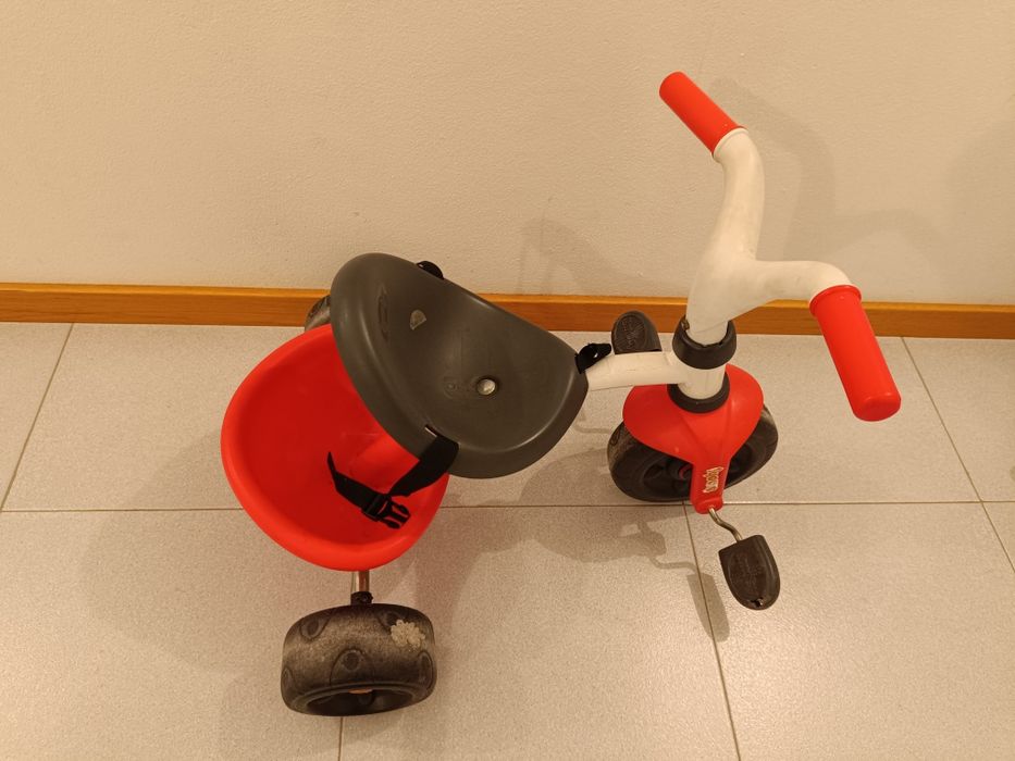 Triciclo de criança
