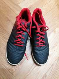 Buty sportowe, halowe Kipsta, rozmiar 36