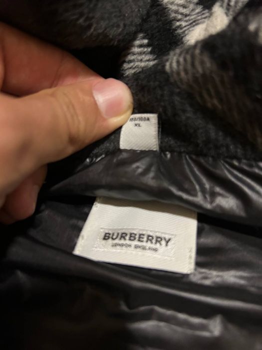 Burberry Detachable Sleeve Puffer Jacket