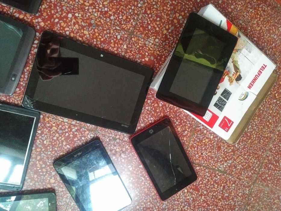 Lote 11 tablets para peças