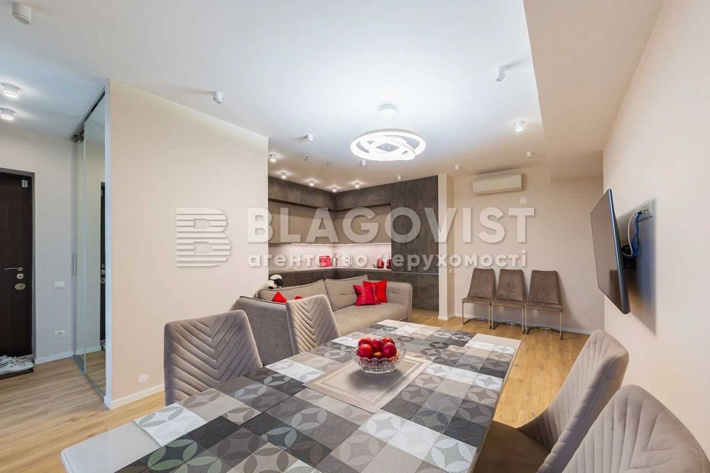 Продаж 3-к квартири ,вул.Ломоносова, 71 ,ЖК "Сонячна брама"