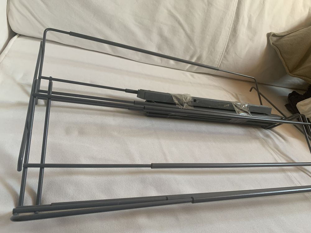 Sapateira extensivel e extraivel para roupeiro