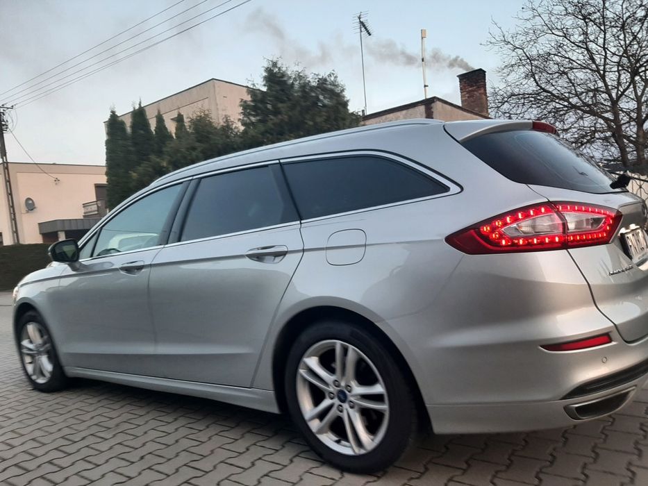 Ford mondeo  2.0 TDCI 180km TITANIUM  jasne skóry automat full led dyn