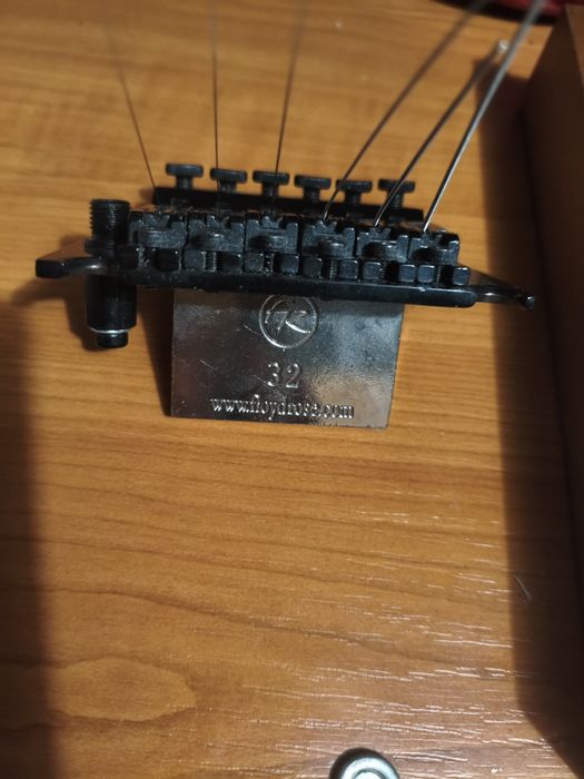 Mostek Floyd rose Jackson + blokada strun