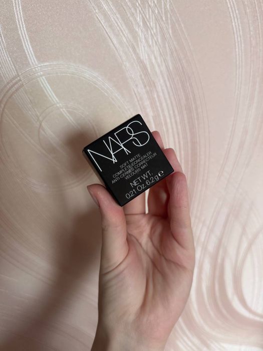 Консилер NARS Soft Matte