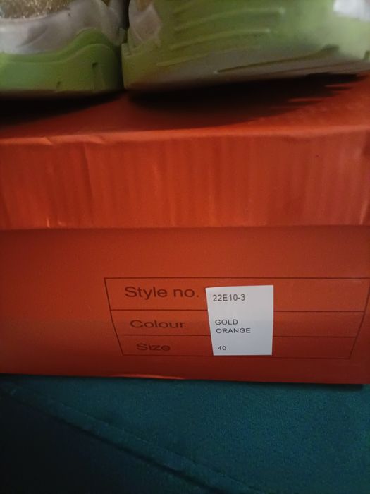 Vendo sapatilhas Exé, tamanho 40