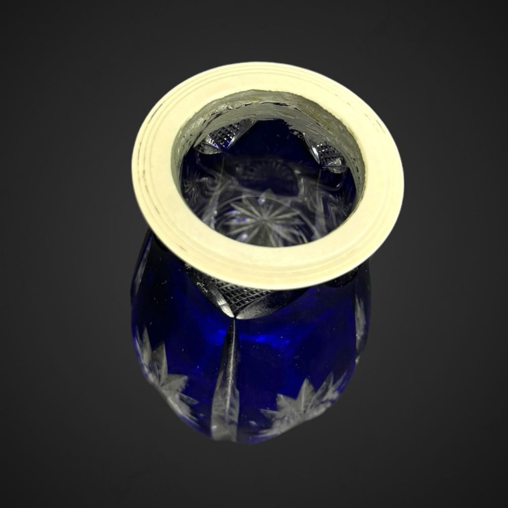 Krzystałowy wazon kobalt niebieski B41832