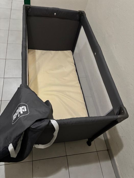 Cama Chicco - portátil - muito pouco usada