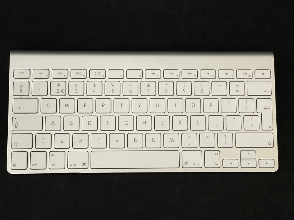 Бездротова клавіатура Apple Keyboard A1314