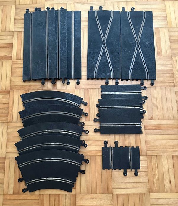 Scalextric GP22 1968 pista completa com dois Ferrari C-39 originais