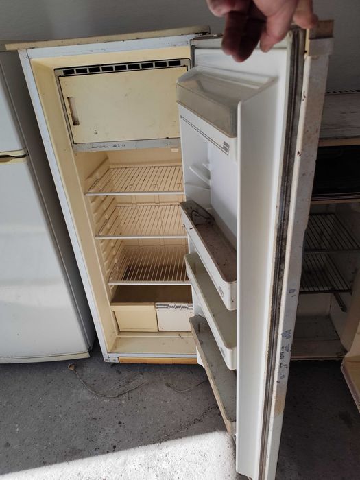 Холодильник однокамерный двухкамерный