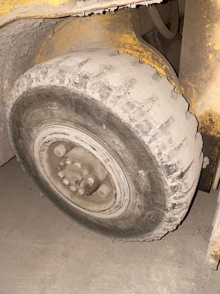Продам навантажувач Балканкар