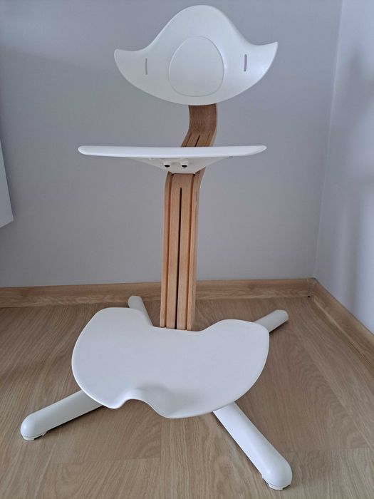krzesło stokke nomi white