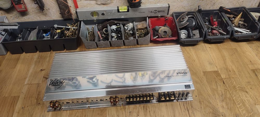 Wzmacniacz Velocity VR450 USA , hi end, oldschool 4/3/2 kanały