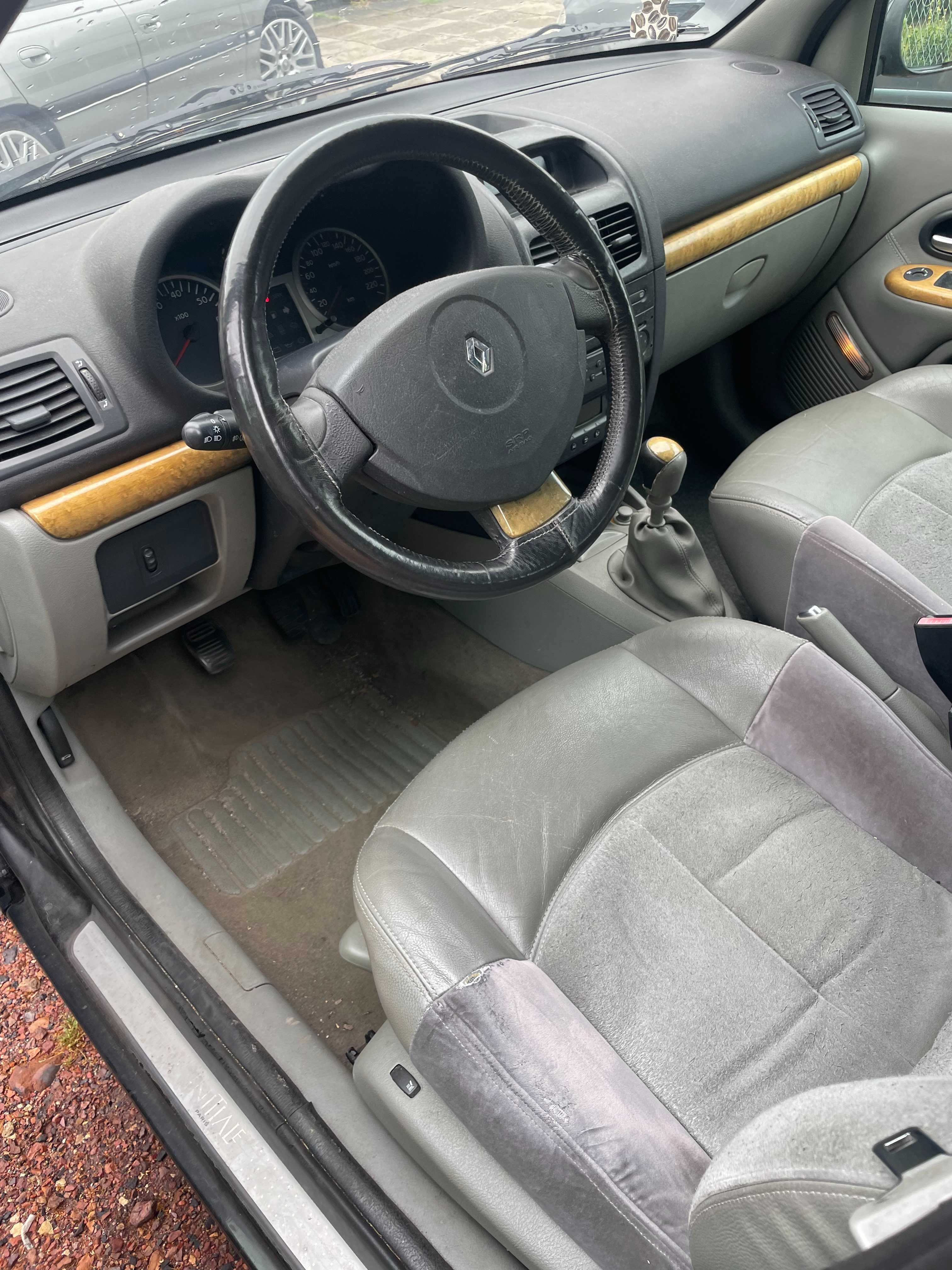Renault CLIO II Initiale,  2003 rok
