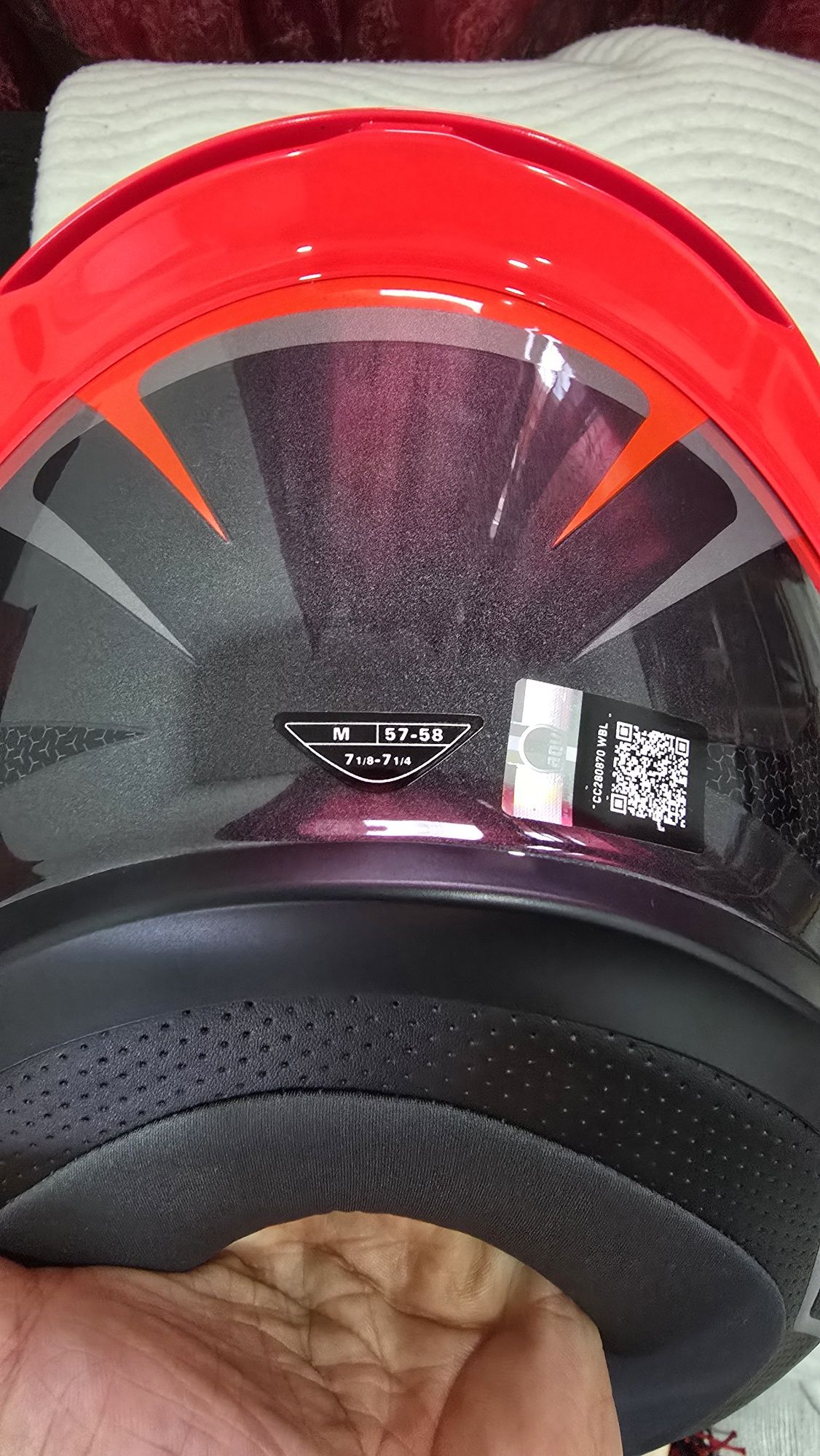 Capacete Avg k6 Novo