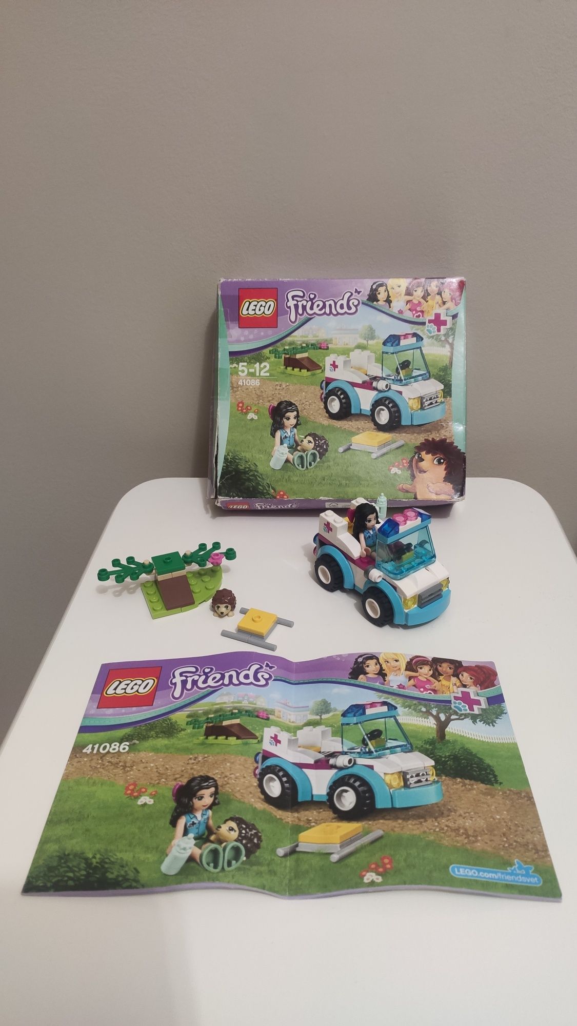 Klocki LEGO Friends 41086 karetka weterynarza kompletne