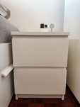 vendo mesa de cabeceira (ikea)
