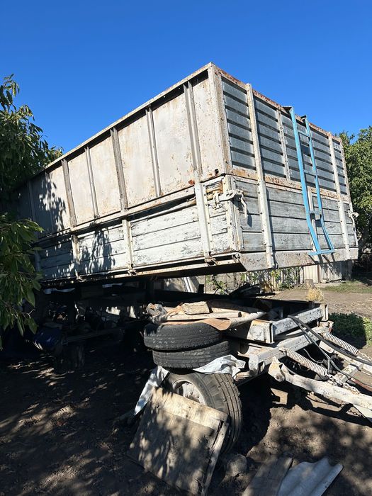 Продам причеп тракторний в гарному стані!