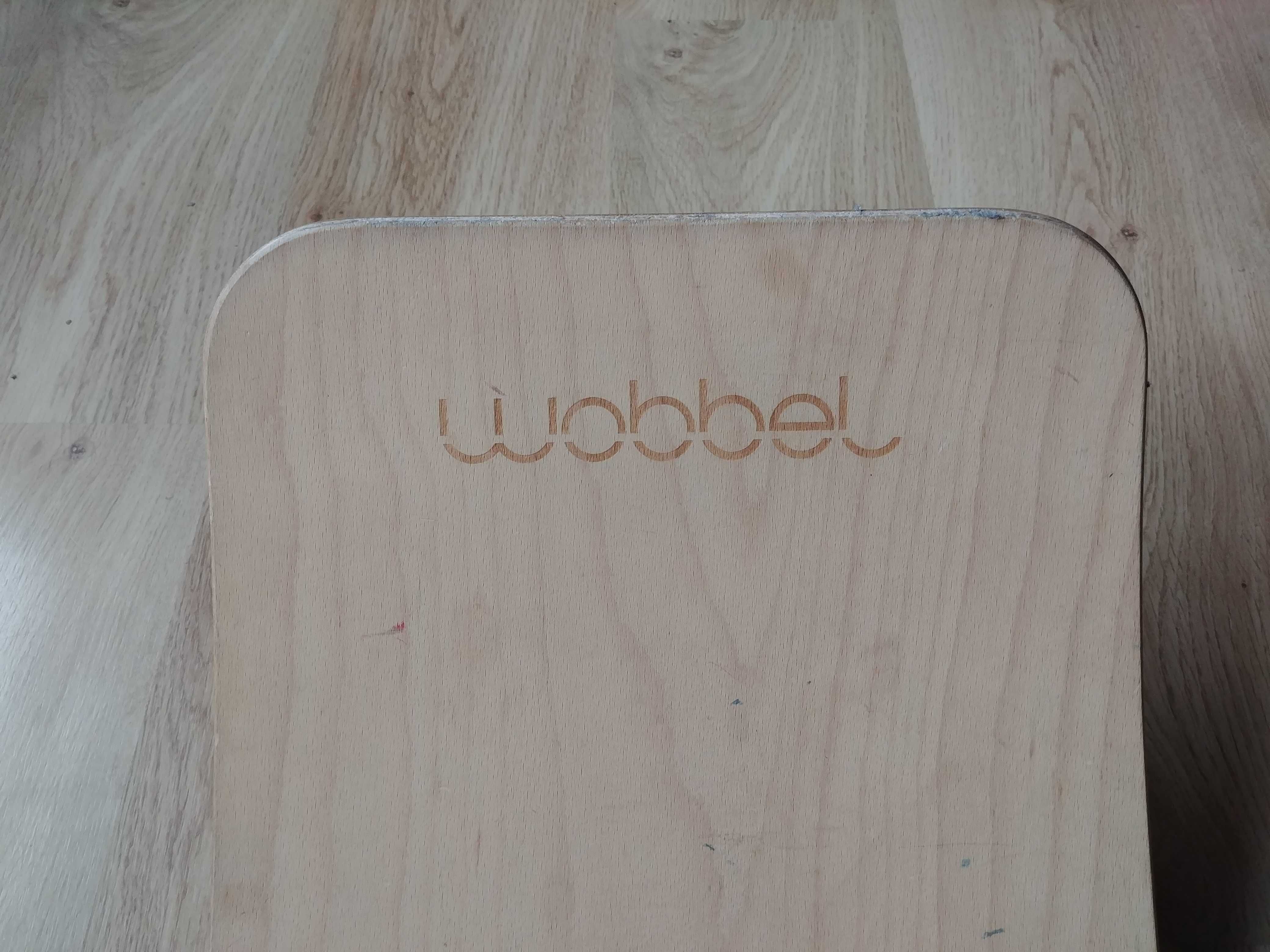 Prancha de Equilíbrio WOBBEL com feltro para crianças
