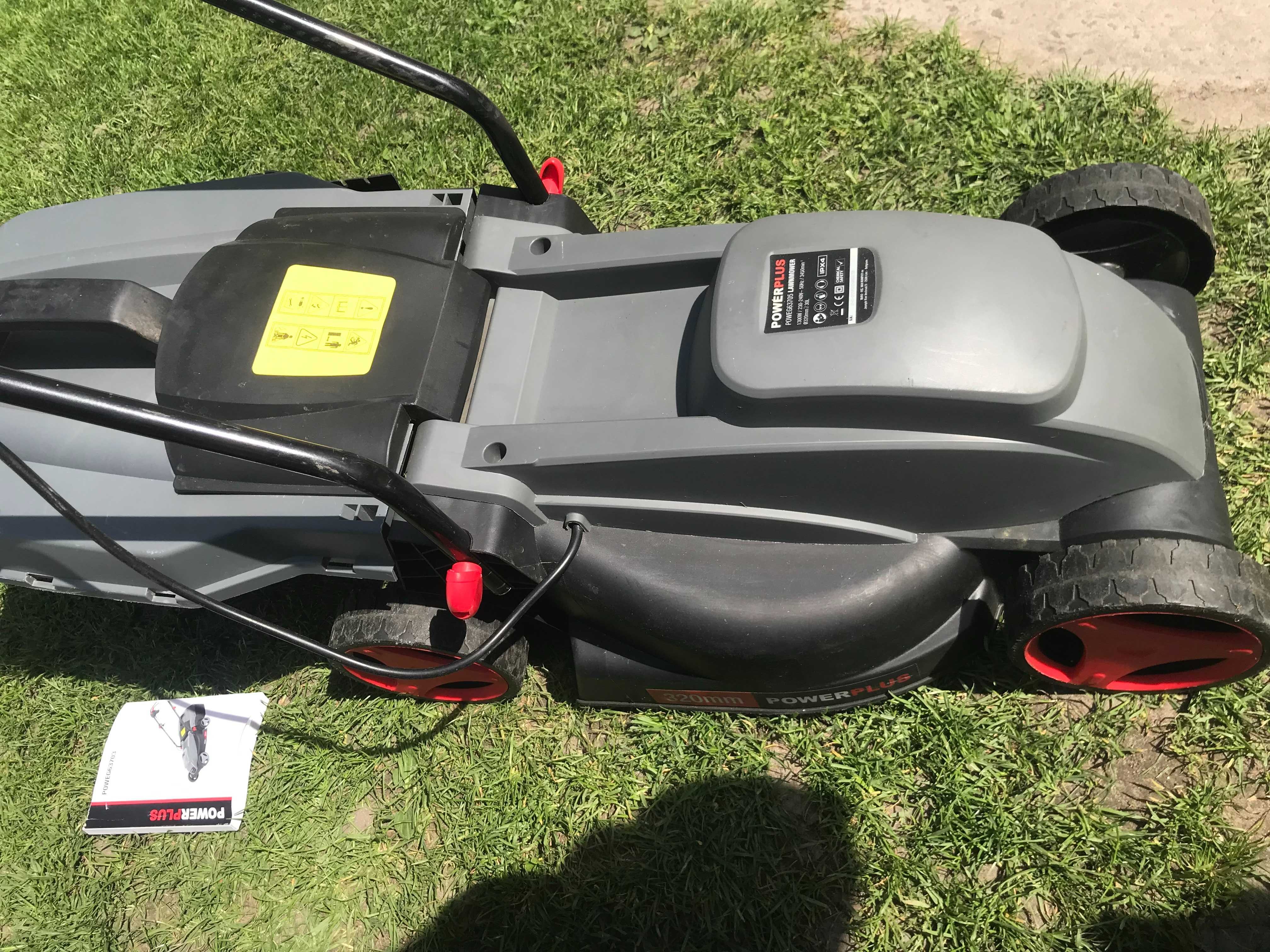 Газонокосарка електрична  Powerplus POWEG63705 1300Вт., 32 см.