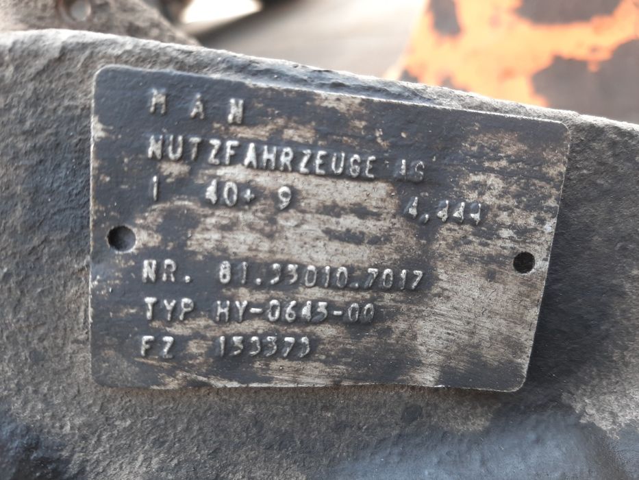 Задній міст MAN L2000 8.163