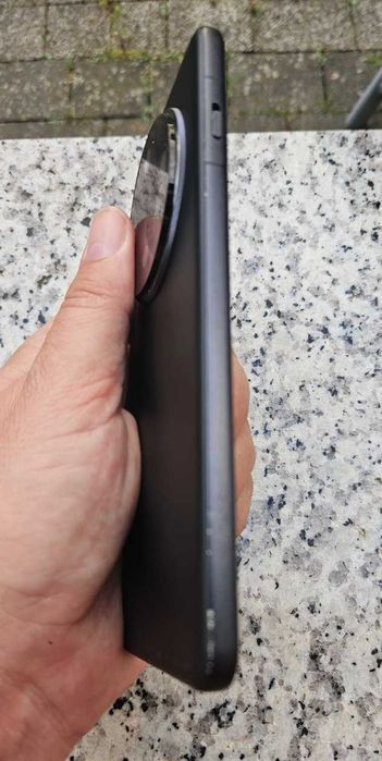 OPPO Find X 8 pro