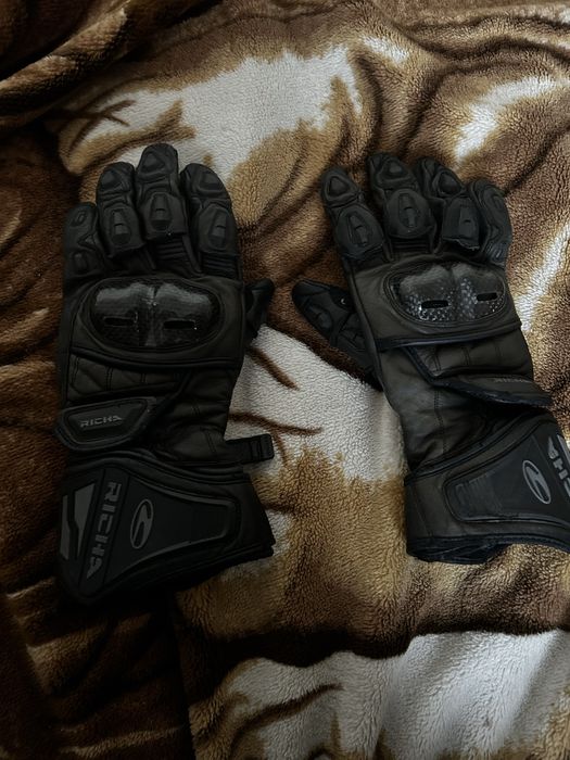 Продам мотоперчатки Richa 3xl