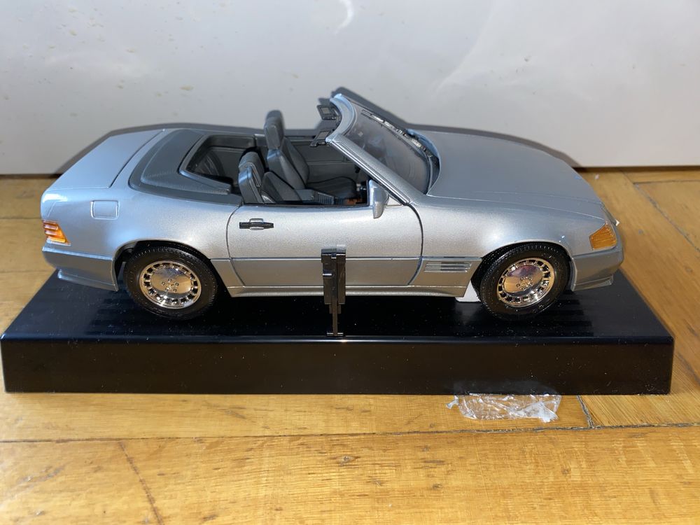 Master Toy Mercedes Benz 500 SL (1989)