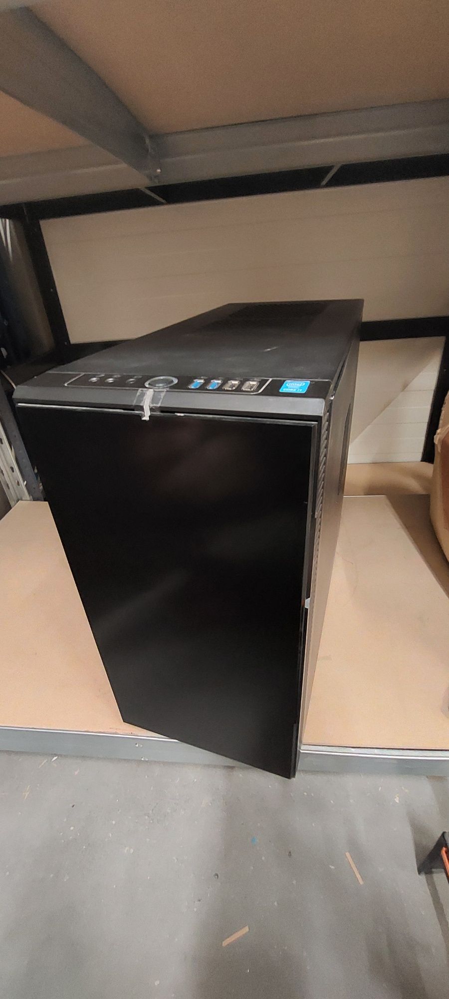 Obudowa Fractal Design Define R4 Black Pearl (FD-CA-DEF-R4-BL)


 + st