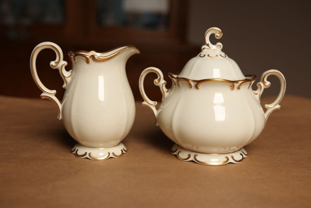 Serwis dla 9 osób porcelana Antoinette Bucka & Niessen