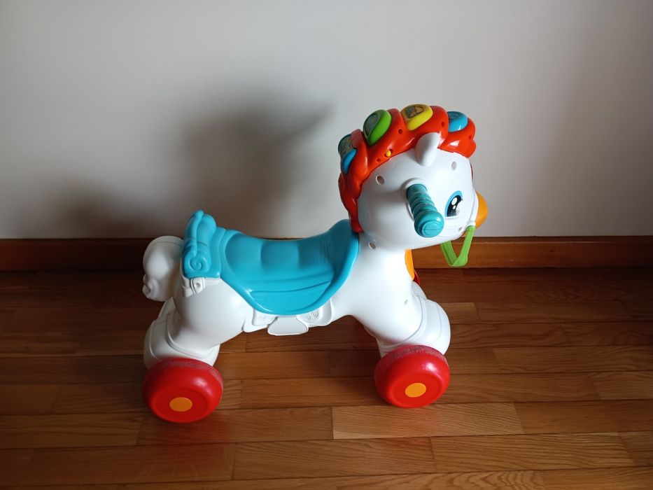 Cavalinho Martinho da Clementoni