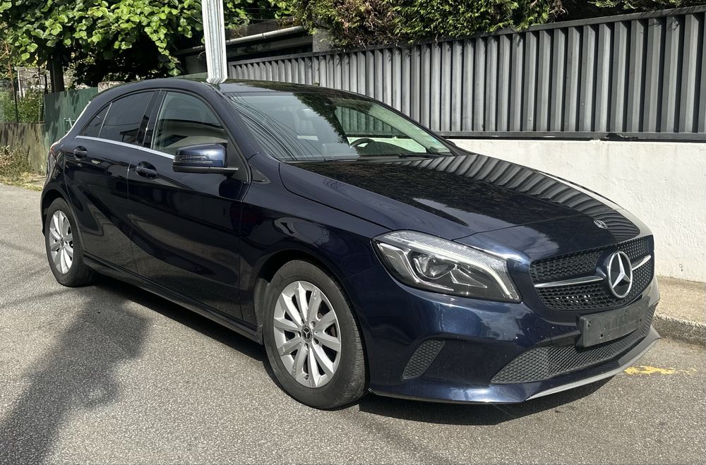 Mercedes A180 Ano 2018 ( Versao Full Led )