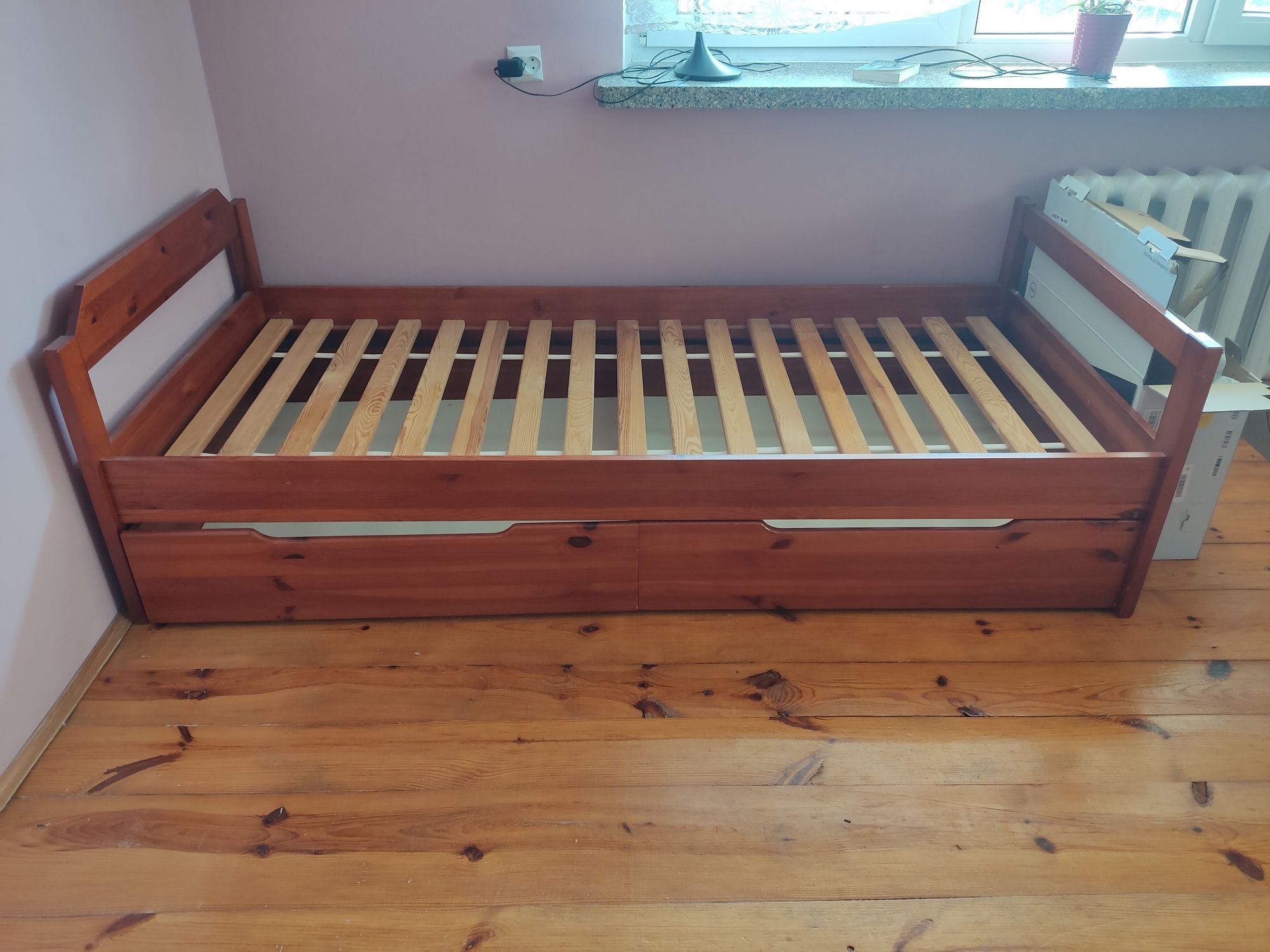 Łóżko pojedyncze z szufladami drewniane