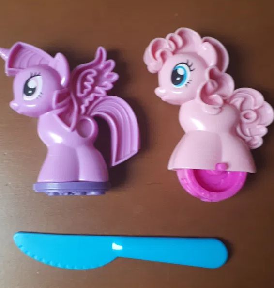 Play doh 3 zestawy: cukiernia, lodziarnia i 2 kucyki pony