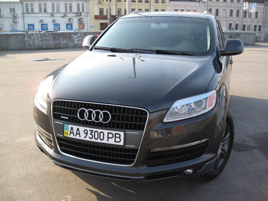 Продам Audi Q7 4.2 FSI quattro 2007 ку ауди киев внедорожник торг