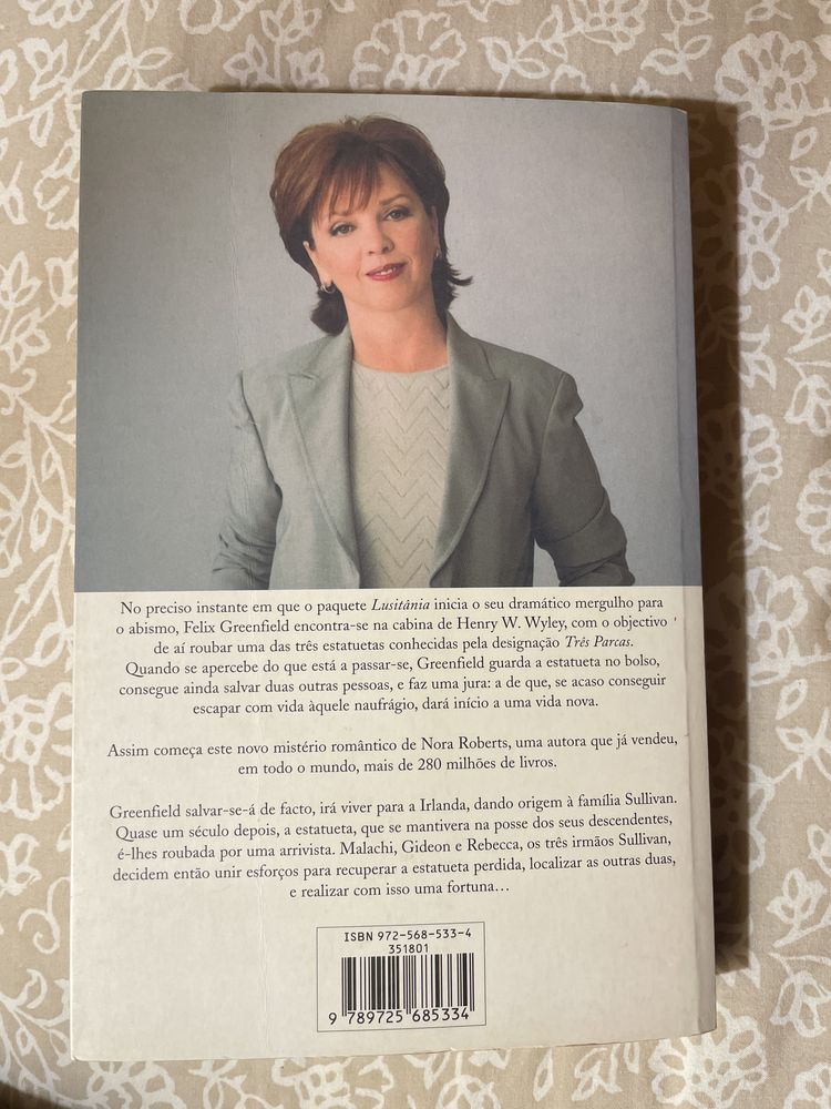 Três destinos - Nora Roberts