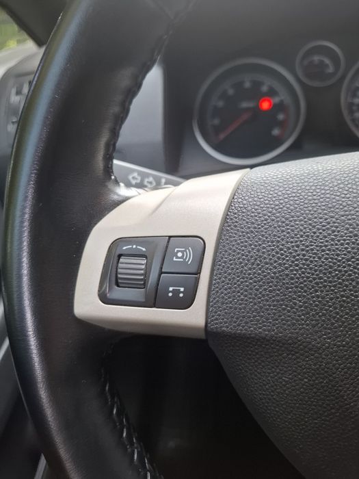 Opel Zafira в рідній фарбі, 7 місна