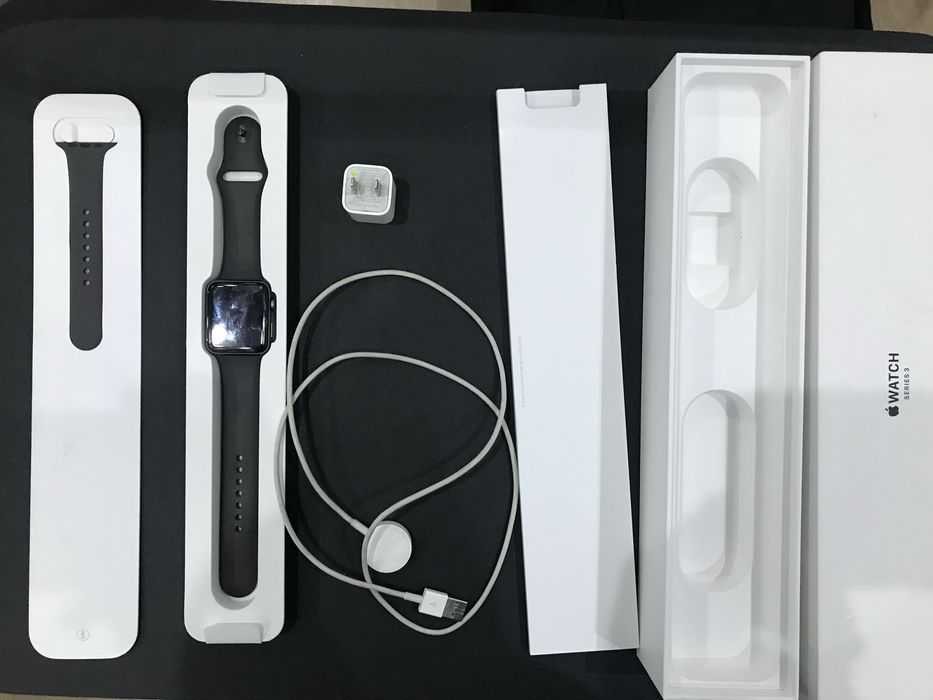 Apple Watch Series 3 42mm б/у