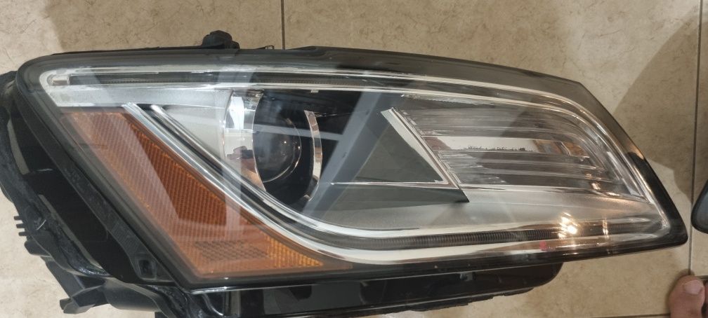 Продам 2 фари з лінзами AMS Ultimate без блоків audi q5 8r