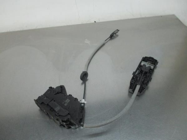 Fechadura / fecho porta frente direito VOLKSWAGEN Polo (AW1)