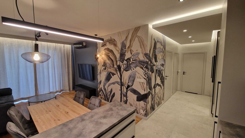 3 pok, 57m. Kamionek. Nowe. Parking. KLIMA. Centrum-20 min pociągiem.