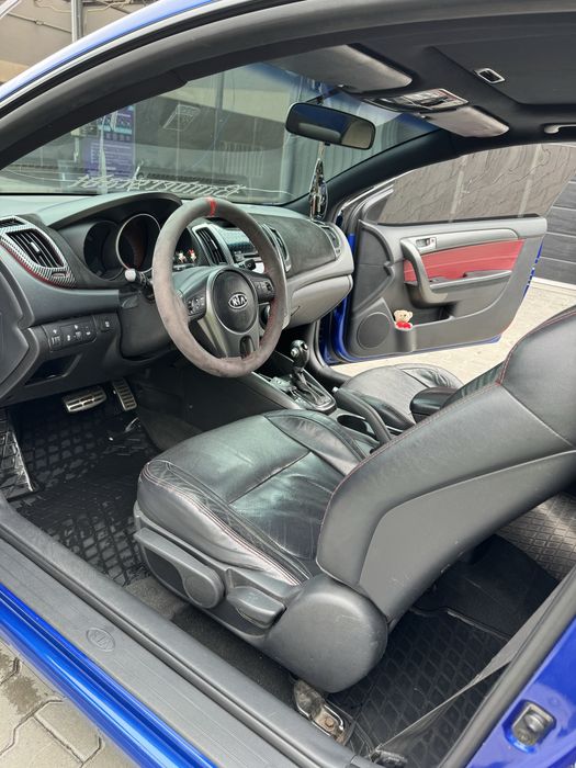 Кіа купе 2.0 автомат газ
